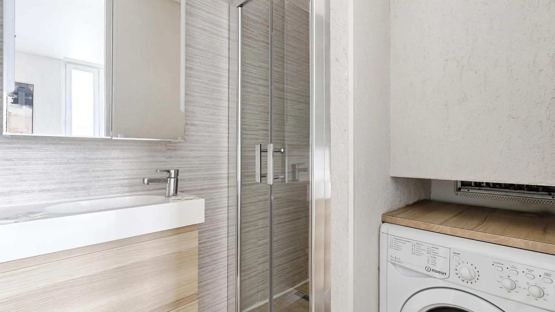 Appartement De Charme 2Br Canal Saint Martin Paris France